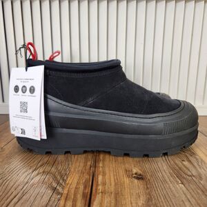 Hunter Askern Womens 9 M Black Short Slip On Platform Insulated Waterproof Boots